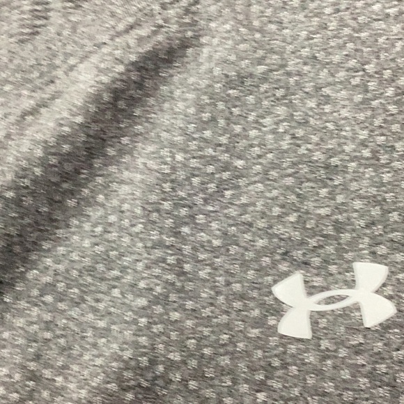 Under Armour Gray Short Sleeve Tee - Picture 3 of 4